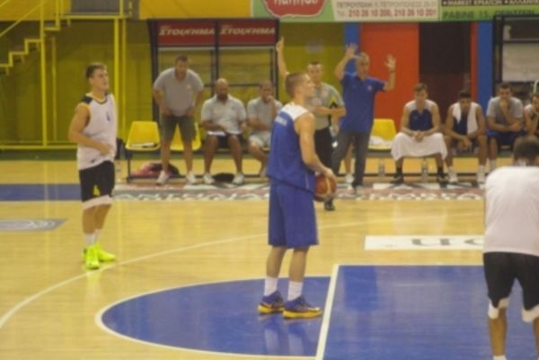 Νίκη του Πανελευσινιακού επί του Περιστερίου (photos)