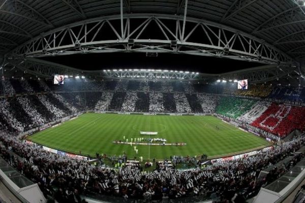Σβήνει... κεράκι το «Juventus Stadium»! (video)