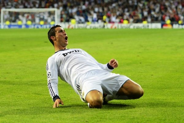 Η… δίδυμη αδελφή του Ρονάλντο (photo)