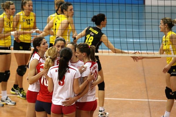 Βόλεϊ Γυναικών: Στη Nova το Σούπερ Καπ ΑΕΚ-Ολυμπιακού