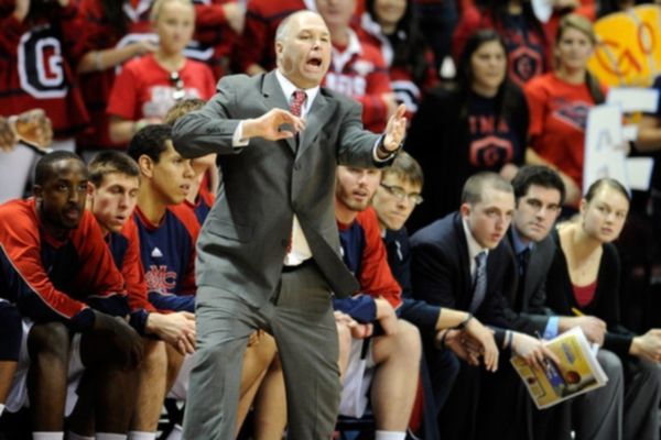 NCAA: Έρευνα στο Σεντ Μέρι
