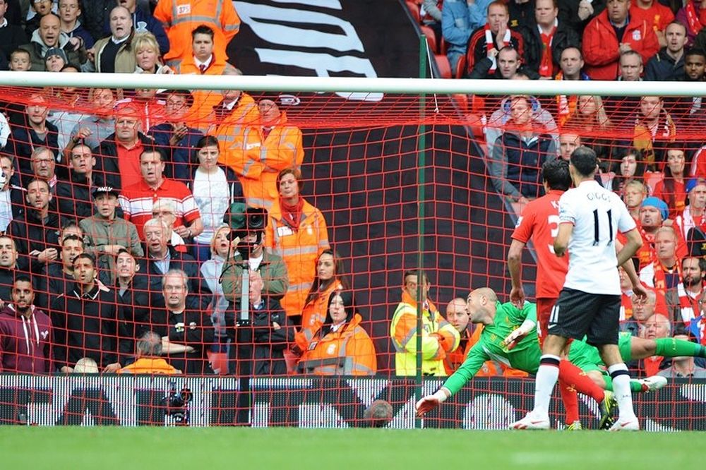 «Διαβολική» ανατροπή από Γιουνάιτεντ, 2-1 τη Λίβερπουλ! (video)