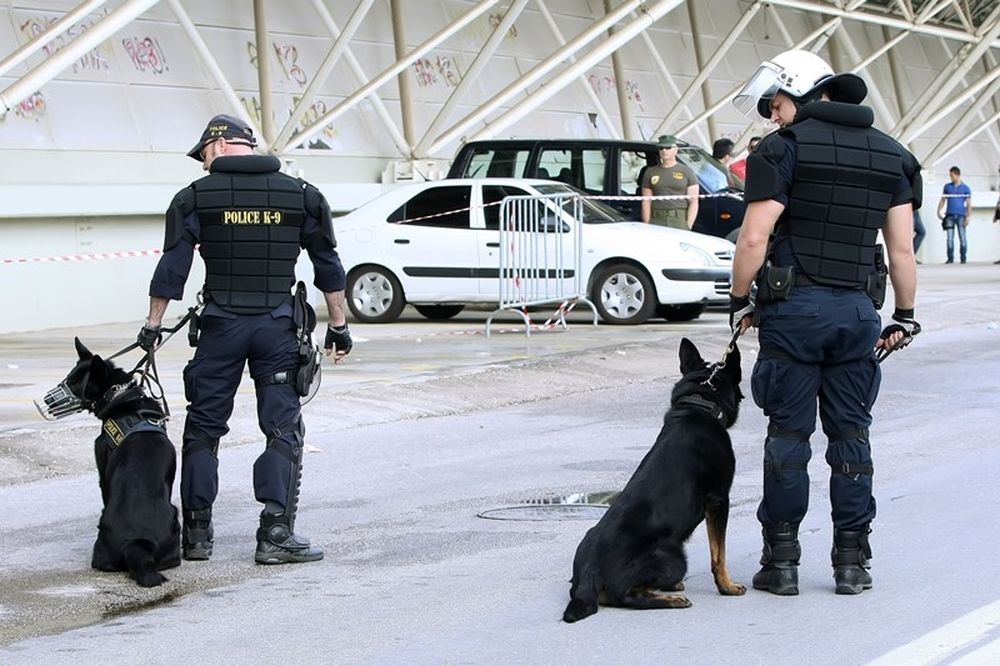 Σκύλος της Αστυνομίας στο «Γεντί Κουλέ»