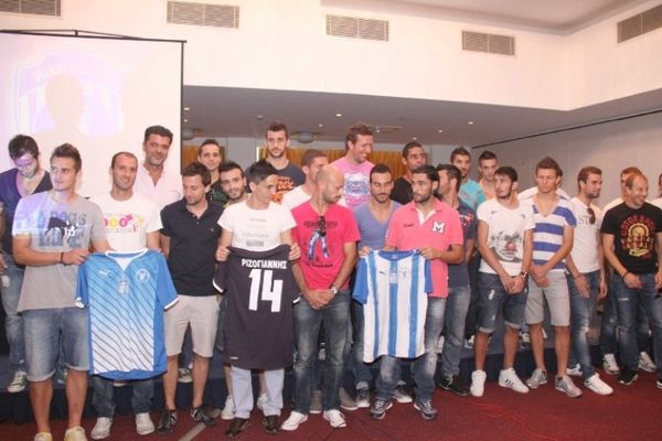Νίκη Βόλου: Παρουσιάστηκαν οι νέες φανέλες