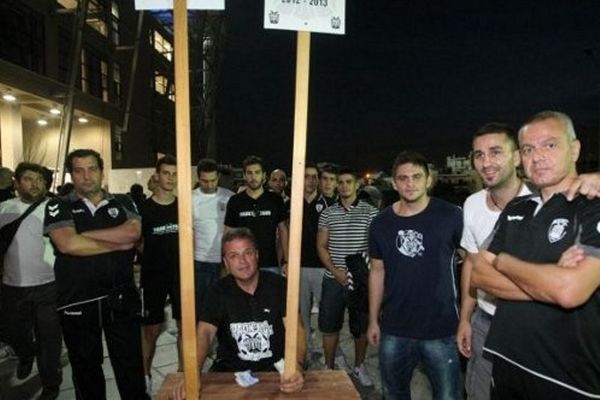 ΠΑΟΚ: Πούλησαν τα διαρκείας χάντμπολ στην Τούμπα