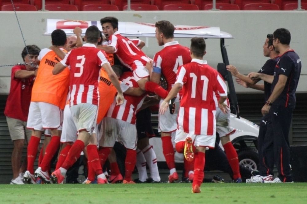 Ολυμπιακός: Η αποστολή της ομάδας Νέων με Άρσεναλ