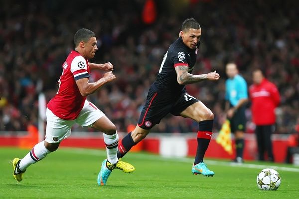 Ο Ολυμπιακός ήθελε, η άμυνά του δεν μπορούσε, η Αρσεναλ νίκησε (3-1) (photos)