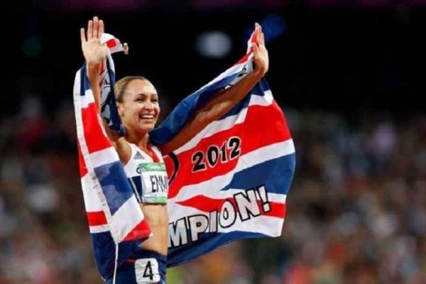 Τζέσικα Ένις: Κορυφαία Ευρωπαία αθλήτρια για το 2012