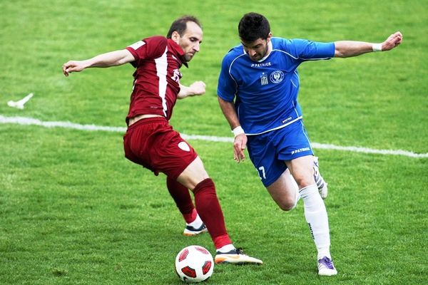 Επεισοδιακή νίκη για Αναγέννηση, 2-0 τη Λάρισα