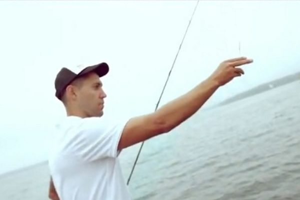 Τότεναμ: Ο Ντέμπσεϊ ψαρεύει (video)