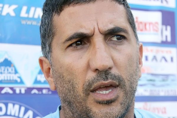 Διακάκης: «Απαξιώνουν τον ιστορικό και περήφανο ΑΟΧ»