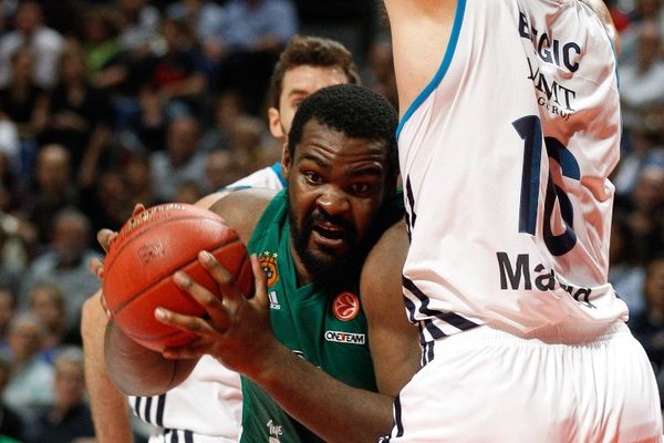 Ευρωλίγκα: Οι καλύτερες φάσεις στο Ρεάλ - Παναθηναϊκός (video)