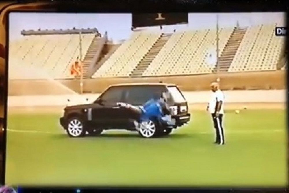 Απίστευτο: Τερματοφύλακας... σώζει ένα τζιπ! (video)