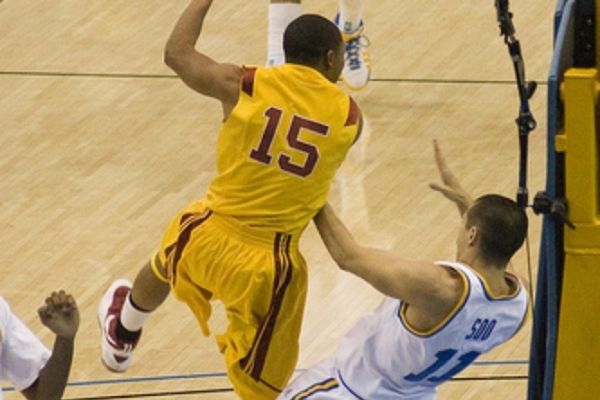 NCAA: Αδιαφορία για το flopping