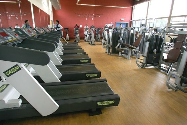 Αποκτήστε τους τέλειους κοιλιακούς... Γελώντας (Video)