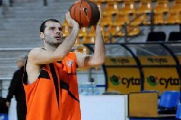 Κακιούζης: Ανακοινώθηκε από την Σαβ Βακαλό