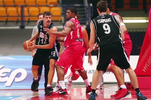 Ολυμπιακός: Πρόστιμο για υβριστικό σύνθημα