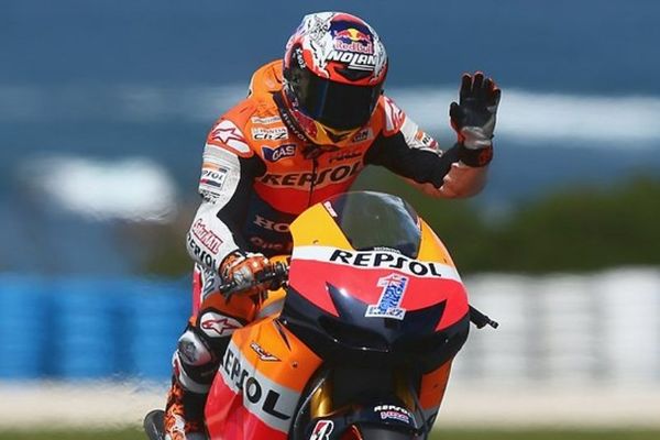 Moto GP Αυστραλίας: Ο Στόνερ την pole position