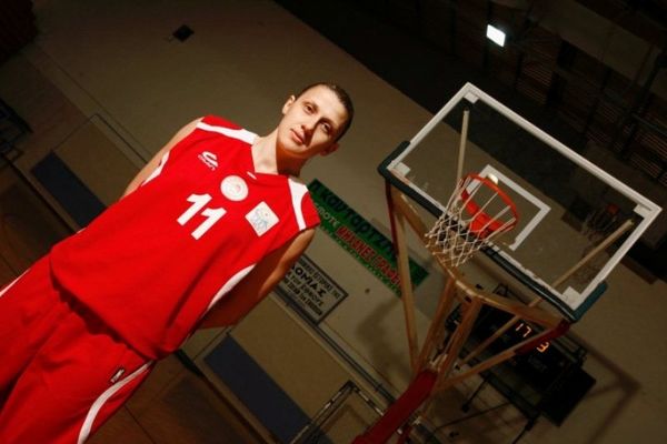 Ζέρβα: «Μπορούμε να κερδίσουμε οποιαδήποτε ομάδα» (video)