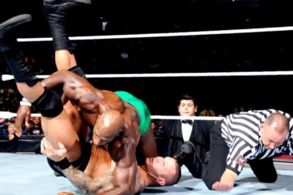 Main Event: Αποκριάτικος συνδυασμός «619» και «RKO» (photos + video)