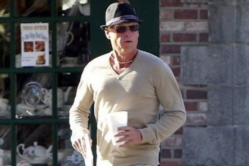 Joe Simpson: Τον πρόδωσαν οι φωτογραφίες με τον εραστή του