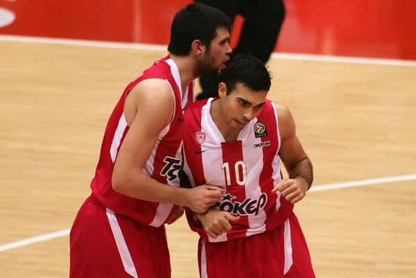 Παρηγοριά στον... Ολυμπιακό! (photos+videos)