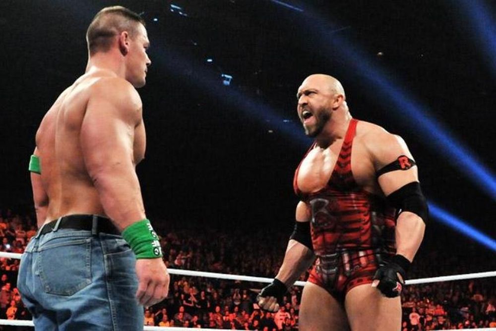 Raw SuperShow: Επέστρεψε ο Cena (photos+videos)