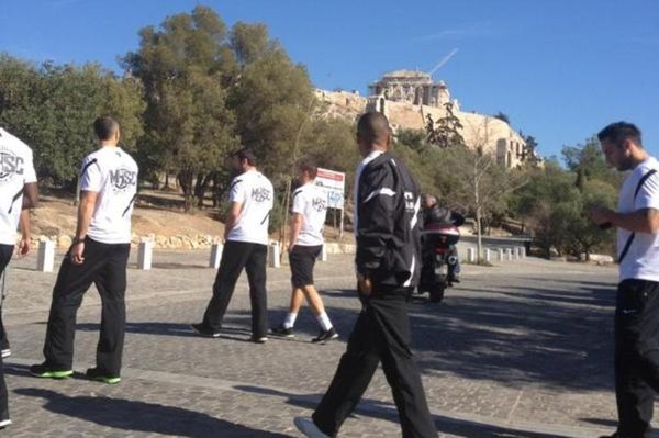 Βόλτα στην Ακρόπολη η Μονπελιέ (photos)