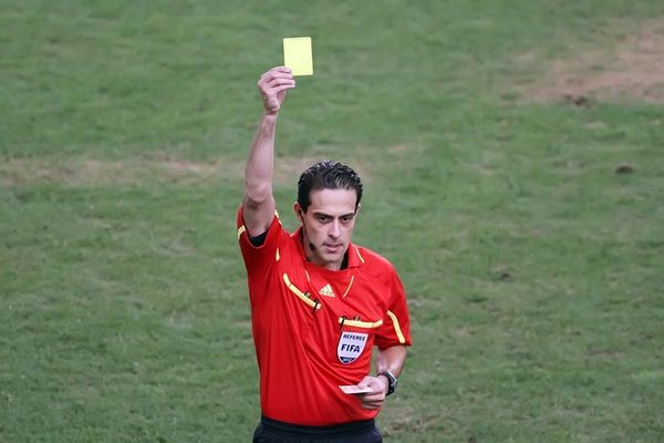 ΠΑΕ Βέροια: «Ρεσιτάλ διαιτησίας του κ. Κουκουλάκη»