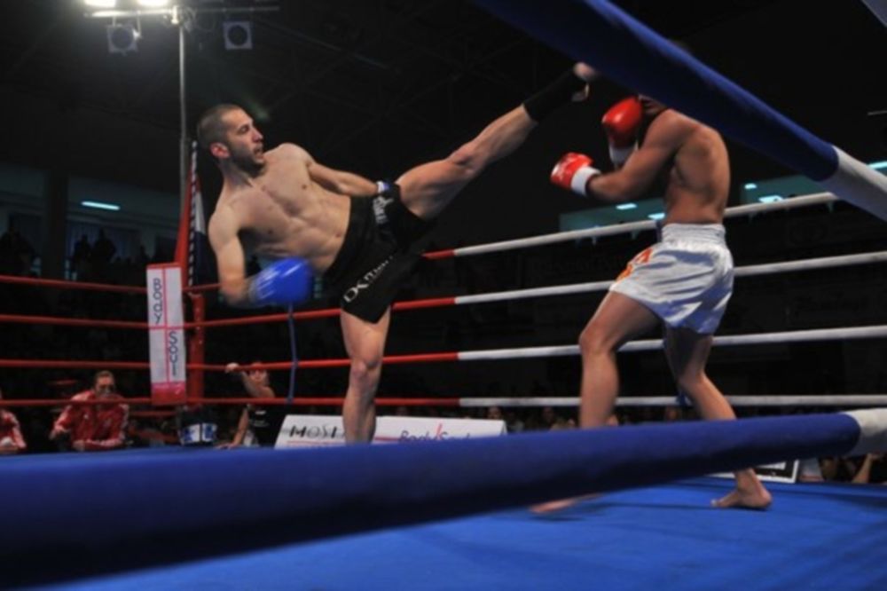 Kickboxing: «Χατζηχρόνογλου vs Κελέκης» στο K-1