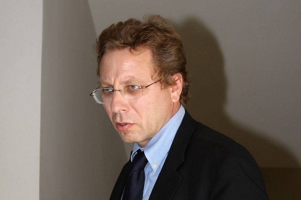 Γρόλλιος: «Θετικά μηνύματα για το άρθρο 99»