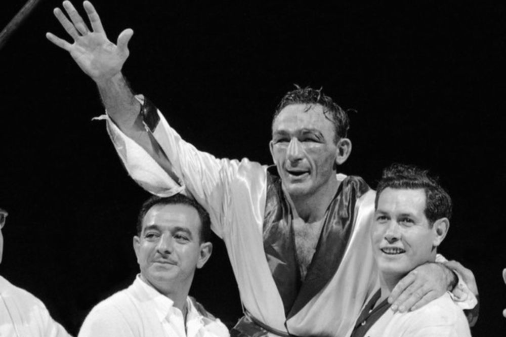 Μποξ: «Έφυγε» ο Carmen Basillio