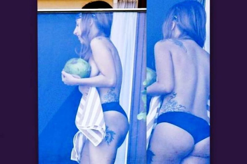 Lady Gaga: Είδε τον παπαράτσι και έκρυψε το στήθος με την καρύδα 