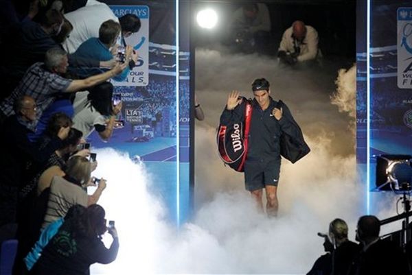 ATP Finals: Άνετος στα ημιτελικά ο Φέντερερ