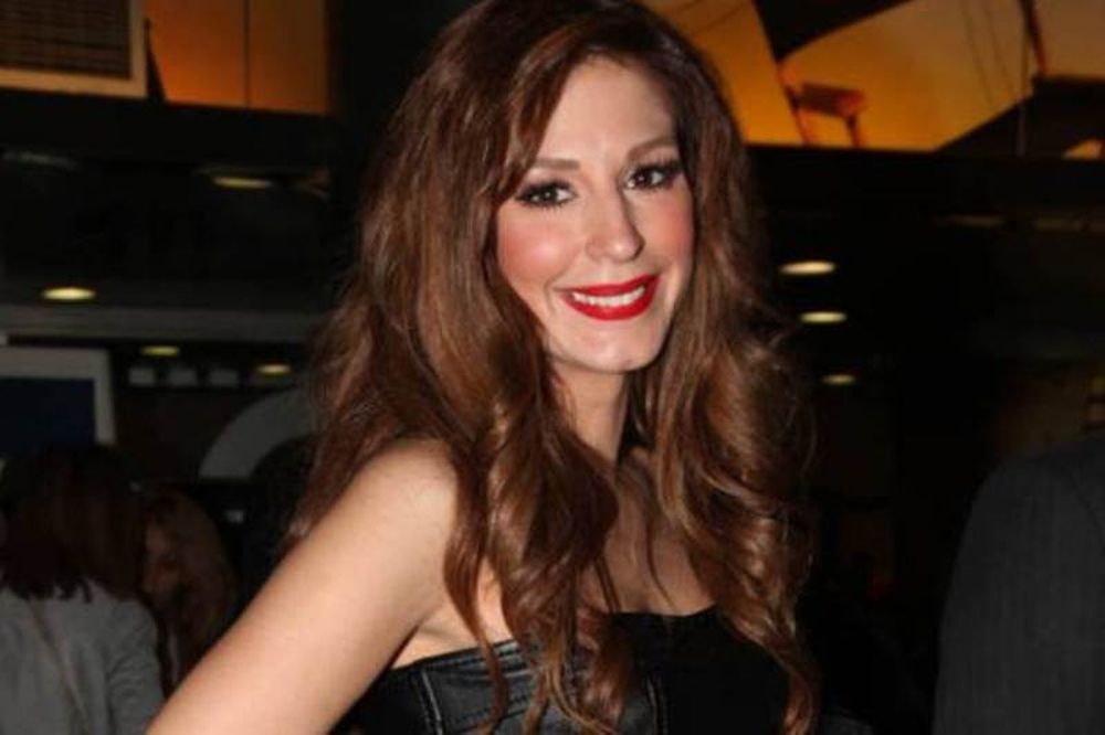 Όλα όσα δεν ξέρετε για την Κατερίνα Παπουτσάκη (video)