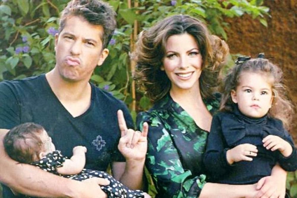 Χάρης και Αντζελίνα Βαρθακούρη: Η γνωριμία και οι περιπέτειες 