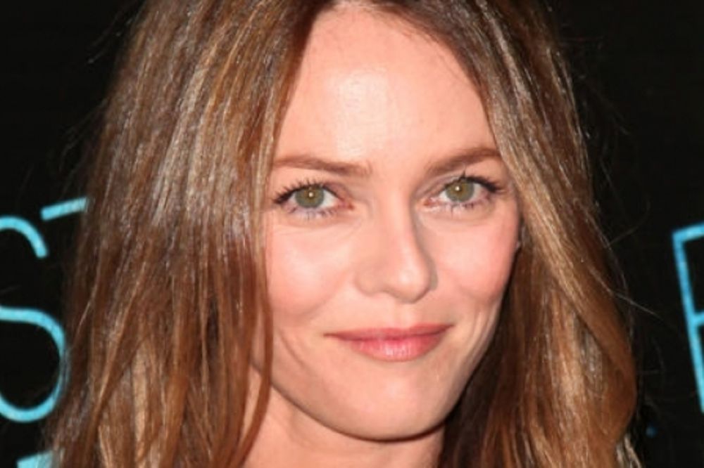 Vanessa Paradis: Σκέφτομαι πάντα το καλό των παιδιών μου