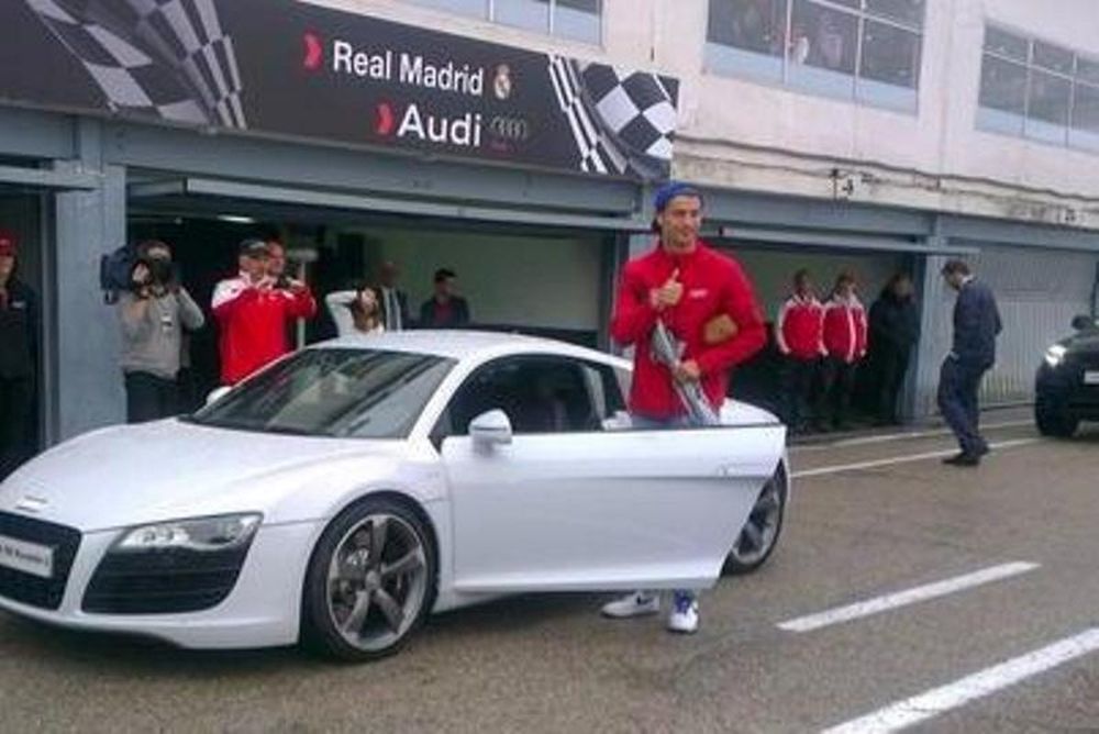 Ρεάλ Μαδρίτης: Ερωτεύτηκε ο Ρονάλντο! (videos)