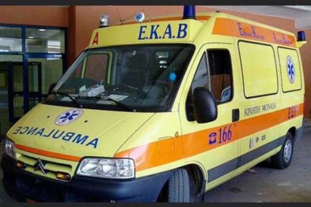 Τουριστικό λεωφορείο παρέσυρε και σκότωσε ηλικιωμένο 