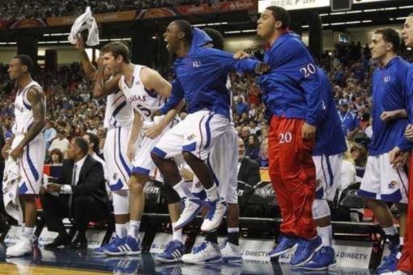 NCAA: «Μπαμ» από Μίσιγκαν Στέιτ (videos)