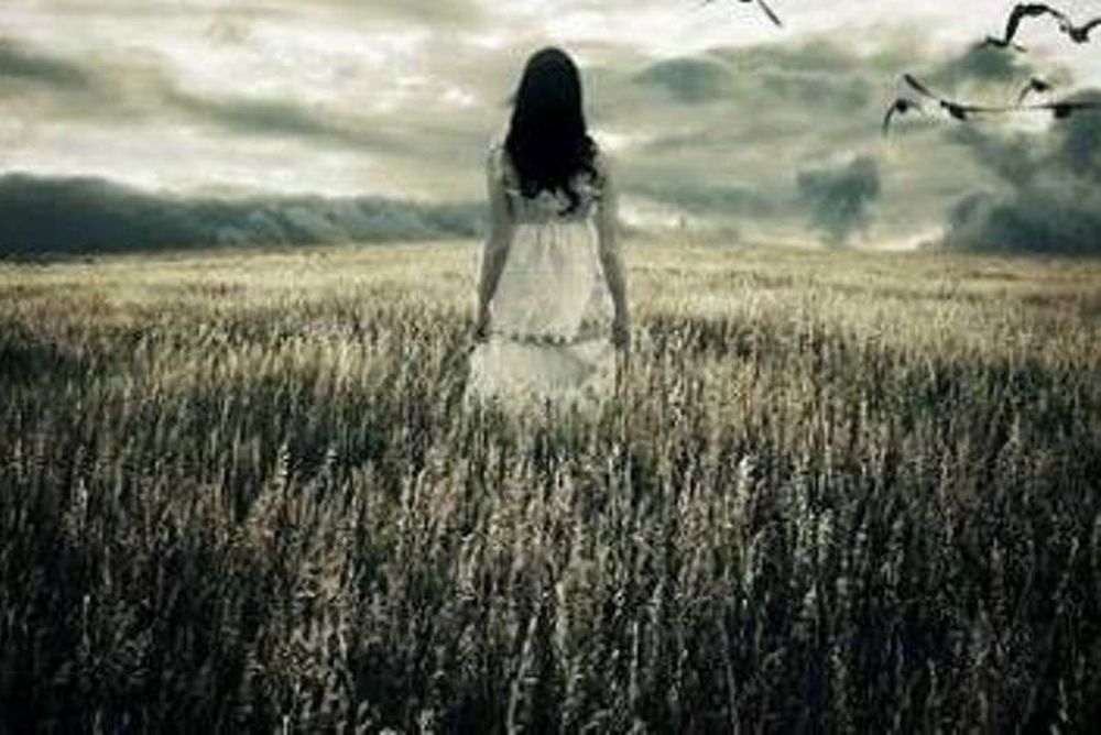 Μάθημα ζωής...από μια γυναίκα που οδηγεί χωρίς χέρια (video)