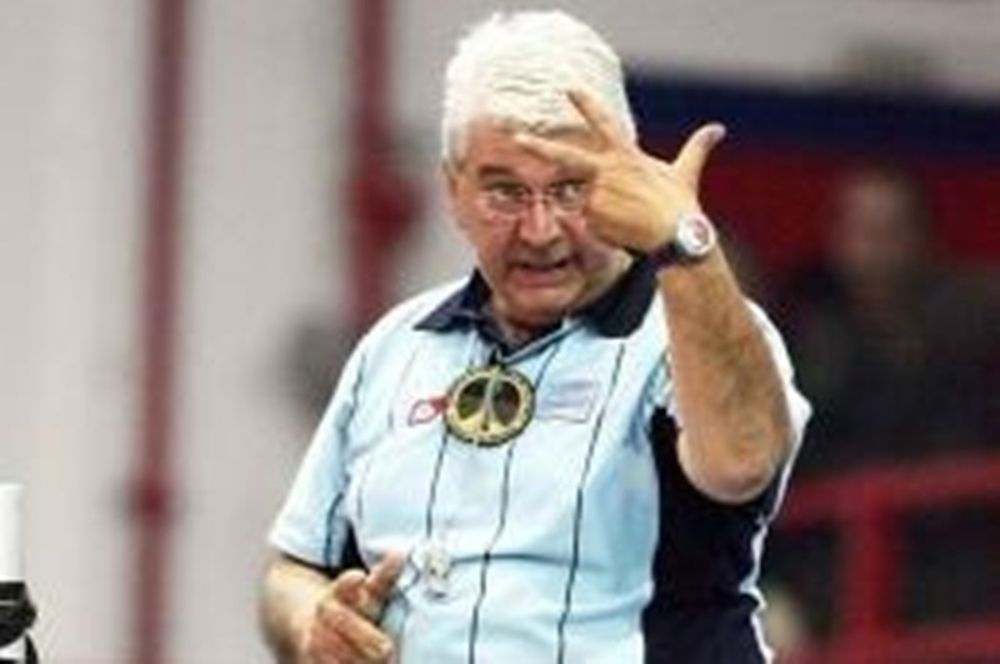 Οι ελληνικές «σφυρίχτρες» στην Ευρώπη