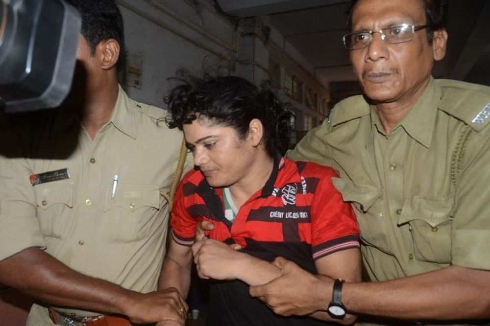 Αθλήτρια κατηγορείται για βιασμό καθώς ήταν… άνδρας!