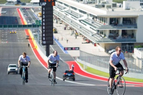 «Περιμένω πολλά λάθη από τους πιλότους στο Όστιν…»