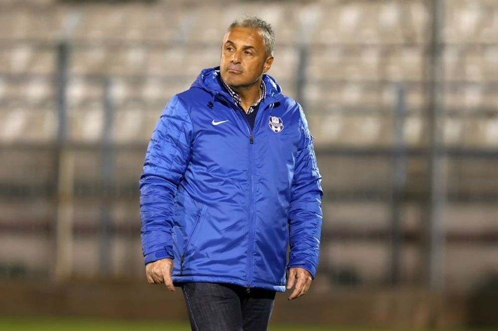 Απόλλων Σμύρνης: Πάνοπλος και… διαβασμένος