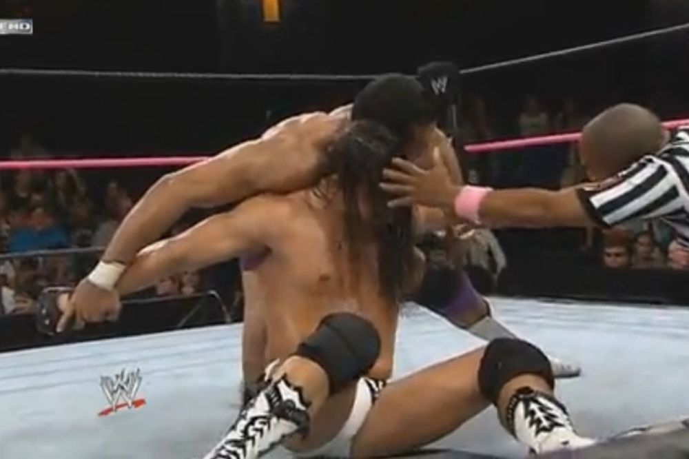 ΝΧΤ: Δεν κωλώνει ο Jinder Mahal (video)