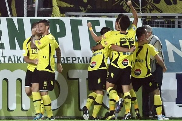 Super League: Μάχες παντού