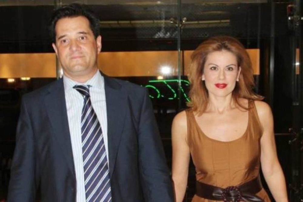 Θύματα της κρίσης και οι Γεωργιάδης-Μανωλίδου: Έβαλαν λουκέτο στο βιβλιοπωλείο τους!