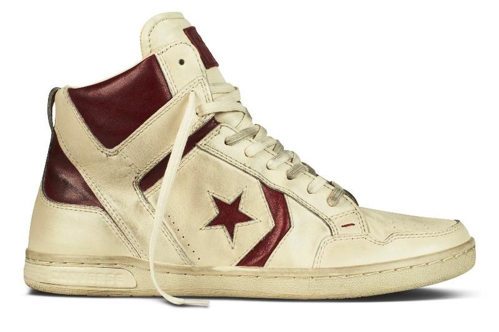 Ο Varvatos επαναφέρει το Converse Weapon Mid