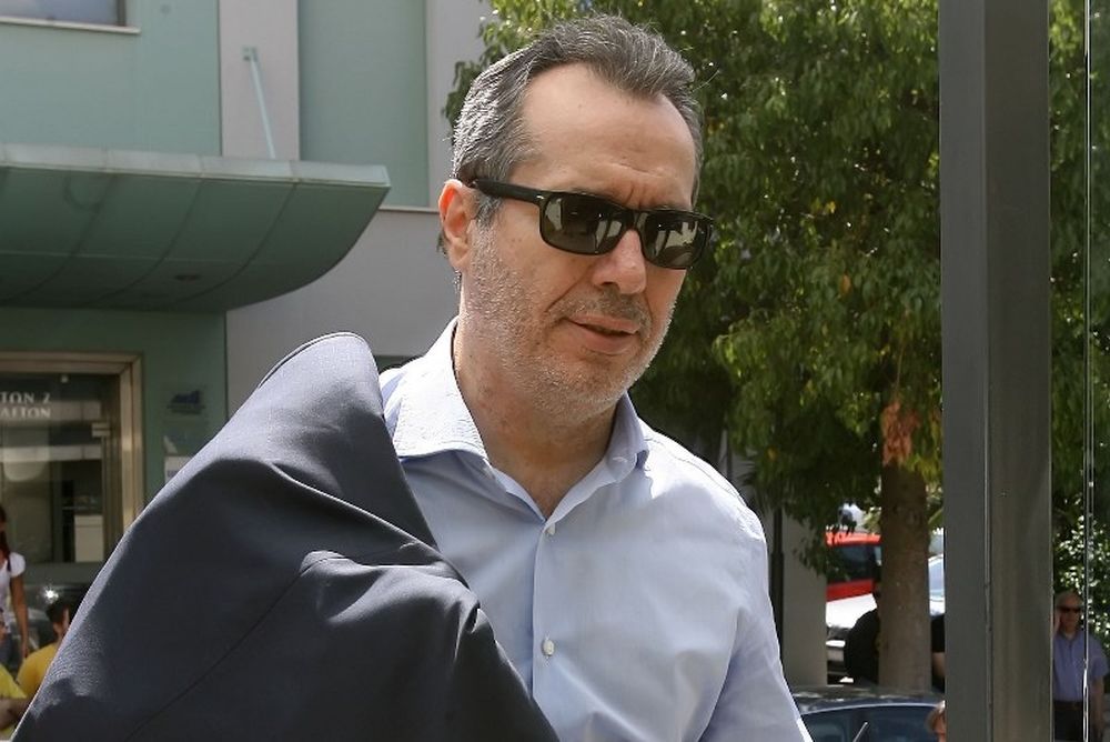 Κόντης: «Αθανασιάδη σταμάτα να υπογράφεις»